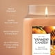 thumbnail image 3 of Vela perfumada Yankee Candle, miel y clementina, 650 ml, 3 of 8
