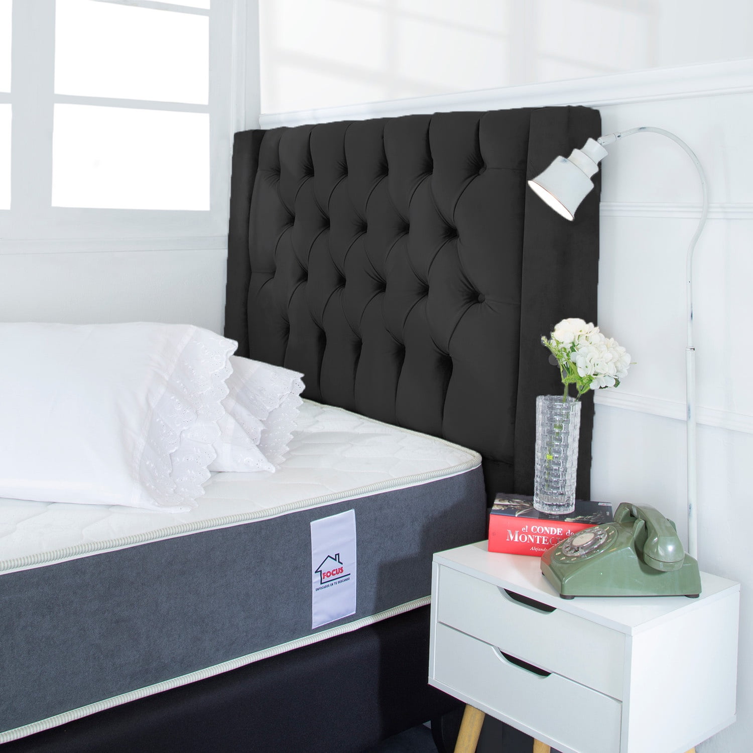 Respaldo Focus 1.5 Plazas Felpa Negro