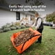 thumbnail image 3 of Cargador de hojas Leaf Tarp EZ para limpieza rápida de jardines, 1,5 m x 2 m, 3 of 9