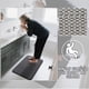 thumbnail image 5 of Alfombra De Baño Memory Foam Supersuave 80 X 50 Cm Color Gris Oscuro, 5 of 7