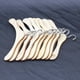 thumbnail image 4 of 10 Piezas De Perchas De Madera Con Gancho De Metal Para Mu?ecas BJD, 4 of 5