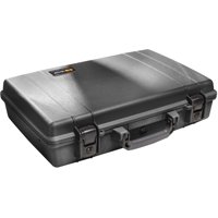 Funda Para Portátil Pelican 1490 De 17 Pulgadas (Negra)