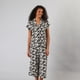 thumbnail image 2 of Set Top Camisero + Capri Palazzo Flores Mujer 33843-2, 2 of 5