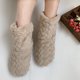 thumbnail image 3 of Xiao Hua Pantuflas para el Hogar Antideslizantes con Tecnología Jacquard, Calcetines Gruesos de Felpa para el Piso, Cálidas de Invierno para Interiores, Pantuflas de Felpa, Color Camel, 1 Par, 3 of 4