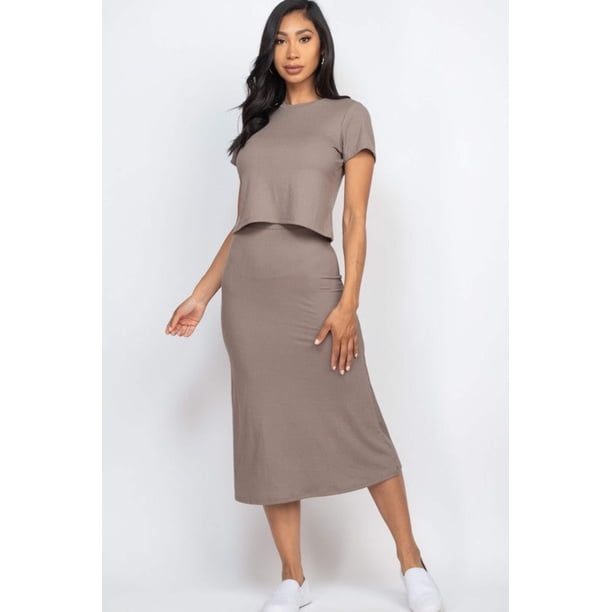 Capella Conjunto de Top Casual de Cuello Redondo y Falda Midi de Manga Corta Acanalada Lisa - Rosa Apparel