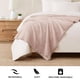 thumbnail image 3 of Manta UGG Whitecap de franela de felpa reversible, 50 x 70 cm, 3 of 8