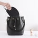 thumbnail image 5 of Bolsa de maquillaje de media luna, bolsa de mano, bolsa de maquillaje de viaje para mujer y niña, 5 of 5