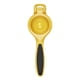 thumbnail image 1 of Exprimidor de cítricos OXO Good Grips de aluminio amarillo/negro, 1 of 9