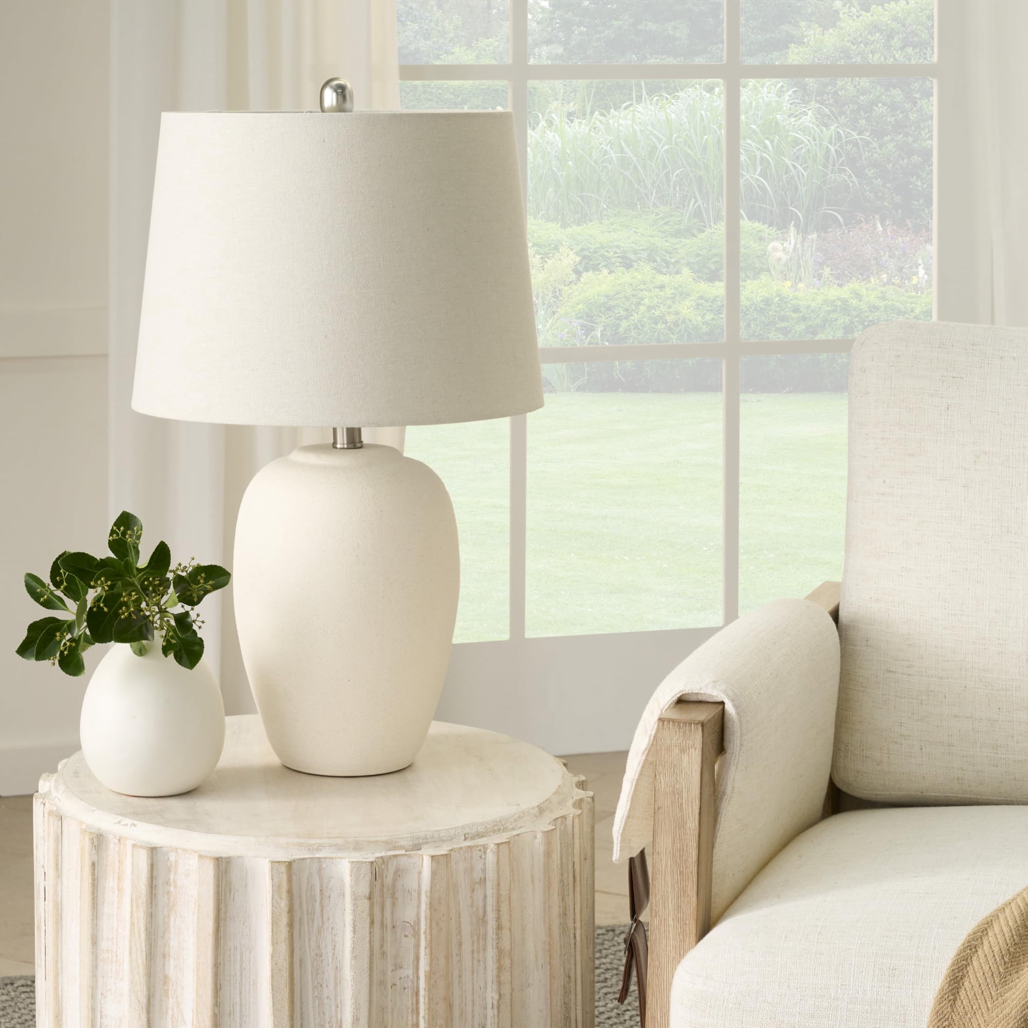 Nourison - Tarro De Cerámica Lamp Home De 58 Cm Con Pantalla Blanquecina