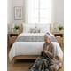 thumbnail image 5 of Piecera Chenille Cruz Dale un toque de elegancia a tu dormitorio, 5 of 6