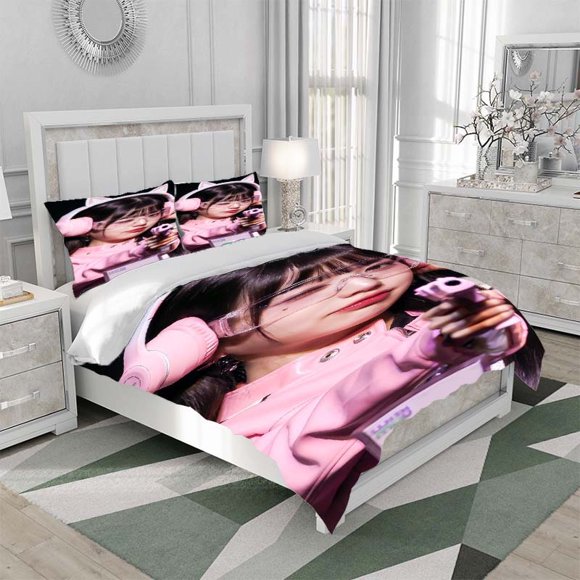 A 3pcs Bedding Set Featuring Jang Won in a Pink Outfit with Cat Ear Headphones Designed for Gaming Performances. It Includes a Duvet Cover And Two Pillowcases