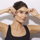 thumbnail image 3 of Tijeras y brochas para moldear cejas Tweezerman, 3 of 5