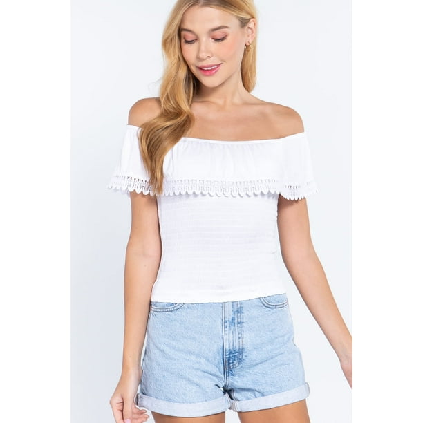 Top Fruncido con Hombros Descubiertos y Encaje