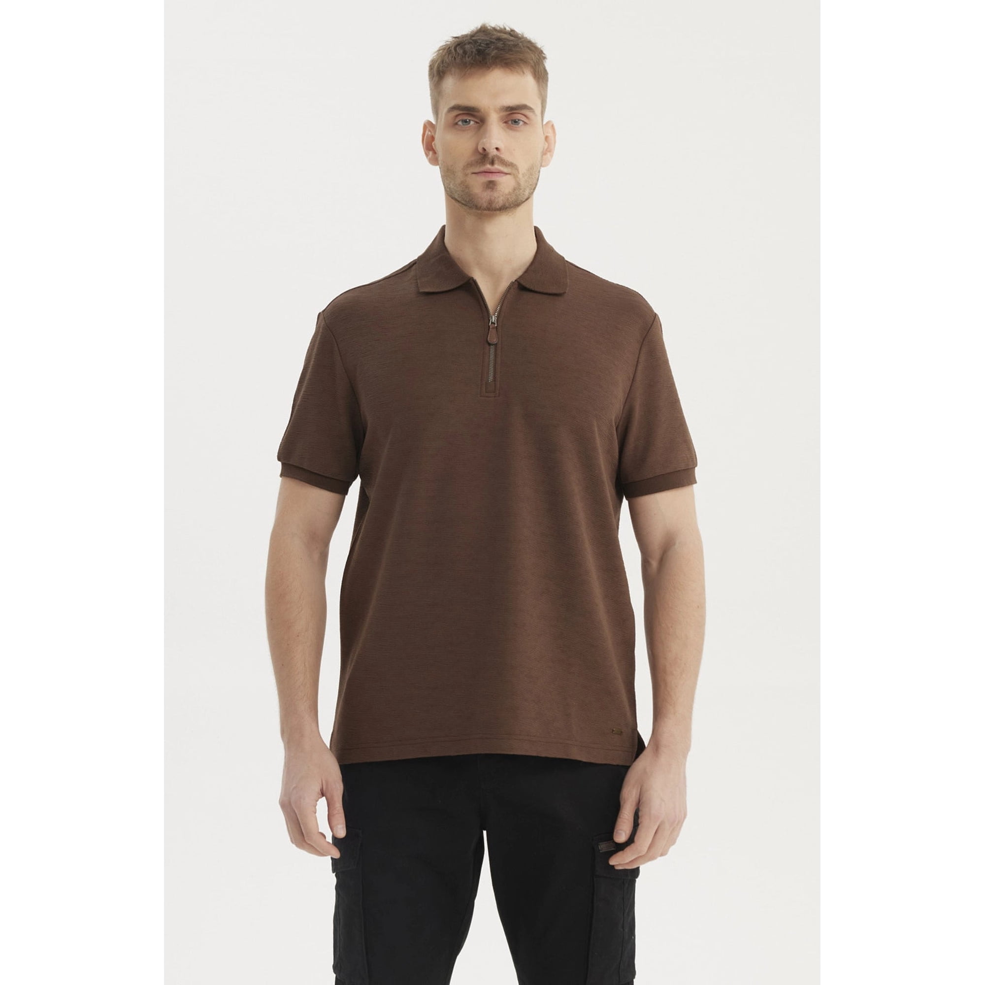Fashionspark - Polera Hombre Textura Vertical Chocolate