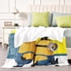 thumbnail image 4 of Minions anti-pilling, suave, ligera, esponjosa y acogedora de lujo para hogar y cocina – Perfecta para niños y adultos, 100 x 150 cm, 4 of 6