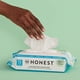 thumbnail image 4 of Toallitas limpias y conscientes de The Honest Company, toall, 4 of 9