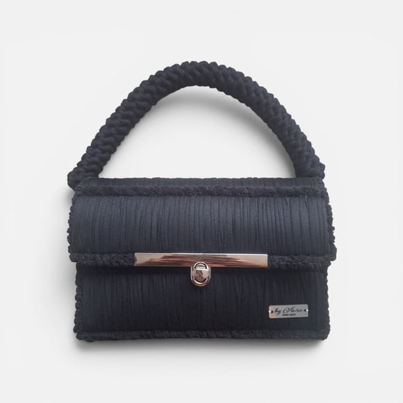 Cartera Fiesta Elara a Crochet Negro