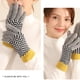 thumbnail image 3 of Guantes de invierno para pantalla táctil para hombre y mujer, guantes cálidos de punto para mensajes de texto, 3 of 5