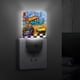 thumbnail image 4 of Hot Wheels: ¡A Correr! Luz nocturna LED con sensor de anochecer a amanecer para dormitorio, baño, pasillo, escaleras - Lámpara LED nocturna de enchufe, 0.5W - 1 pieza, 4 of 6