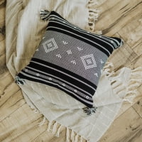 Todo Hogar Santiago De Chile - Cojin Kilim Con Borlas 45Cm X 45Cm Negro