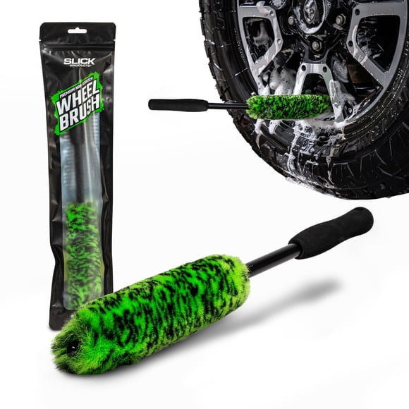 Cepillo para llantas Slick Products con cerdas suaves y flexibles