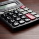 thumbnail image 2 of Calculadora Botones Grandes Comercio Colegio Estudiant 12dig multicolor, 2 of 7