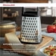 thumbnail image 4 of Rallador KitchenAid Gourmet de acero inoxidable con recipiente, 4 of 7