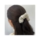 thumbnail image 2 of Coleta Para Cabello Grande Color Ivory, 2 of 2