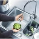 thumbnail image 4 of Extension Flexible Para Lavaplatos Grifo 360 De Cocina Acabado Brillante Color Plateado, 4 of 5