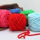 thumbnail image 2 of Xiao Hua Hilo de chenilla de felpa rosa - 1 rollo, 100 g, hilo esponjoso, manta de felpa ultrasuave, funda de colchón para mascotas, proyecto tejido a mano, 2 of 3