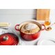 thumbnail image 2 of Horno holandés Le Creuset de hierro fundido esmaltado Signature, 2 litros, color cereza, 2 of 5