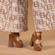 thumbnail image 5 of Muñeca de moda Barbie Basics modelo Collector 06 con cabello rubio, 5 of 6