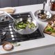 thumbnail image 2 of ZWILLING Spirit Juego de 2 Sartenes de Acero Inoxidable, Apta para Horno hasta 260 °C, 2 of 8