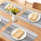 thumbnail image 2 of REGALWOVEN Juego de 6 Manteles Individuales Rectangulares de Plástico para Cocina y Comedor Lavables Resistentes al Calor Manteles de Mesa Limpiables Negro 45x30cm, 2 of 6