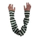 thumbnail image 1 of 2 Piezas De Manos Falsas De Halloween, Brazos Cortados De Terror Aterradores Para Accesorios Del Día De Los Inocentes, Verde, 1 of 5