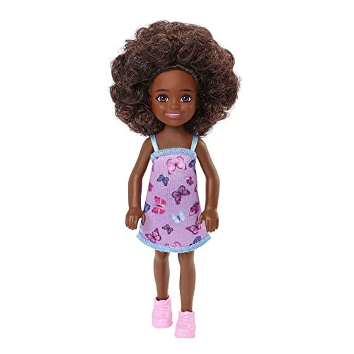 Barbie Chelsea Muñeca (cabello morena rizado) con mariposo
