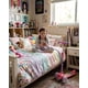 thumbnail image 1 of Scooter Infantil Ajustable Con 3 Ruedas De Luces LED Rosado, 1 of 6