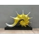 thumbnail image 2 of Escultura de antigua concha de plata dorada, 2 of 2