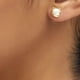thumbnail image 3 of Aros Barzel con Perla de 6 mm y Baño de Oro 18K - Hecho en Brasil, 3 of 6