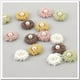 thumbnail image 1 of Adornos Suxumhao Flores de Tela con Perlas 3D Blanco 30 Piezas, 1 of 3