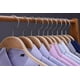 thumbnail image 1 of Set 7 Perchas Madera Alta Calidad Ropa Resistente Lau, 1 of 3