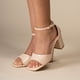 thumbnail image 2 of Sandalia Mujer Beige Alexandra Chinitown, 2 of 7