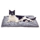 thumbnail image 1 of Cama para gatos Furhaven ThermanAP, autocalentable, lavable, gris, pequeña, 1 of 8