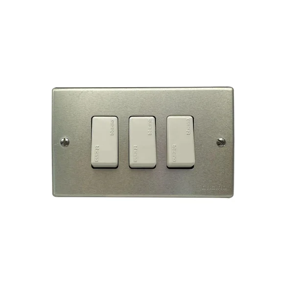 Interruptor tripe 10A Magic Oxidal 5001/3K