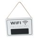 thumbnail image 4 of La Puerta De Madera Blanca De La Contrase?a De Wifi Firma El Hotel Rústico De La Tienda De La Decoración Del Hogar, 4 of 5