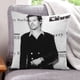 thumbnail image 1 of Harry Styles Fundas de almohada de terciopelo con tema, regalos de funda de almohada, decoración para el hogar, cojín de lanzar, regalo de cumpleaños para fans y parejas. 60cm x 60cm., 1 of 6