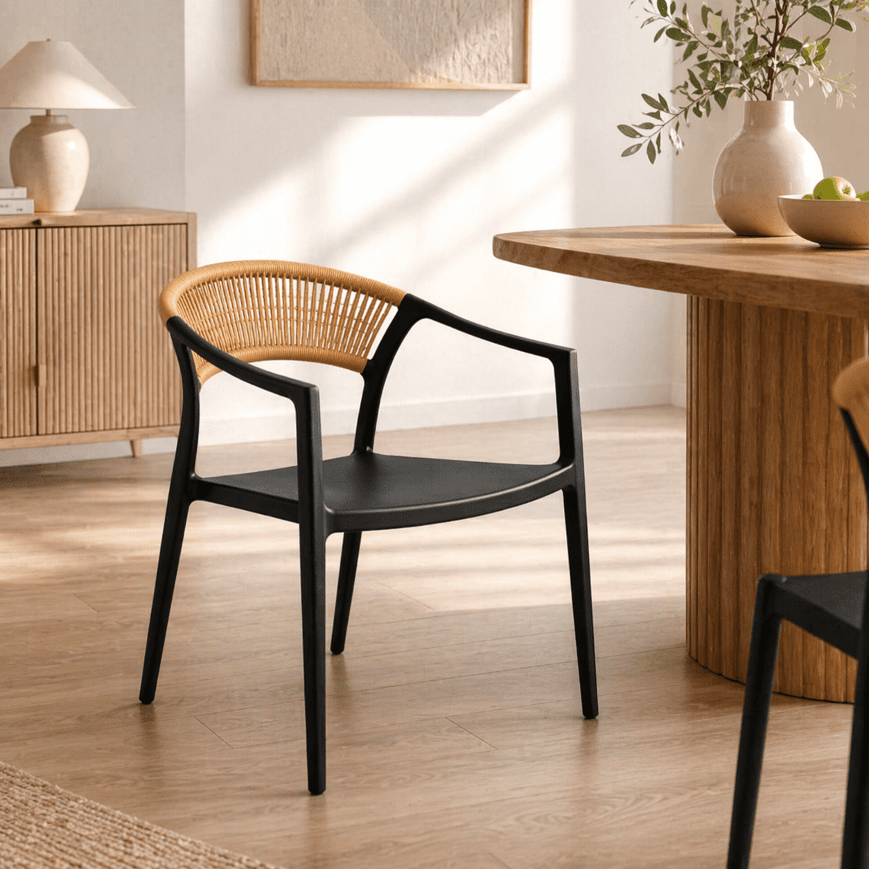 Space Home - Silla Ratán Negra Moderna Con Brazos Para Comedor O Living