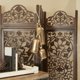 thumbnail image 3 of Campanas decorativas de vaca estilo tibetano Deco 79 en metal dorado, juego de 3, 3 of 9