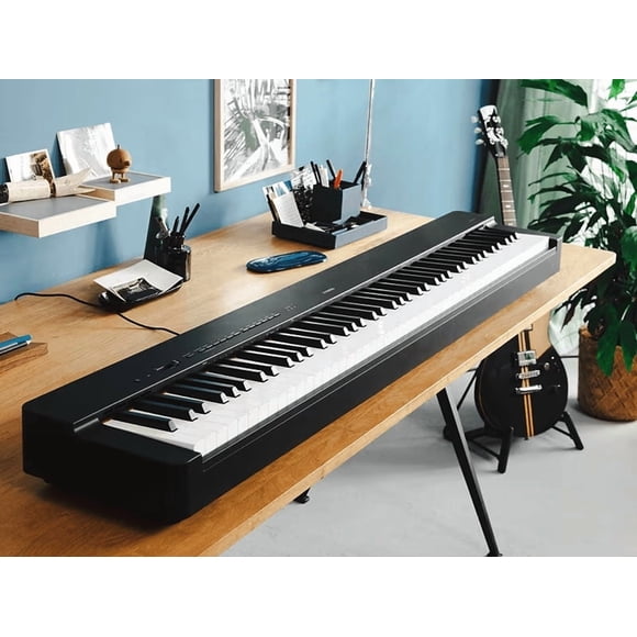 Piano digital 88 teclas Yamaha P225 + Pedal Sustain + Transformador + Soporte Partituras