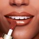 thumbnail image 5 of Aceite Lip Comfort Clarins que calma, hidrata y protege los labios, 5 of 5